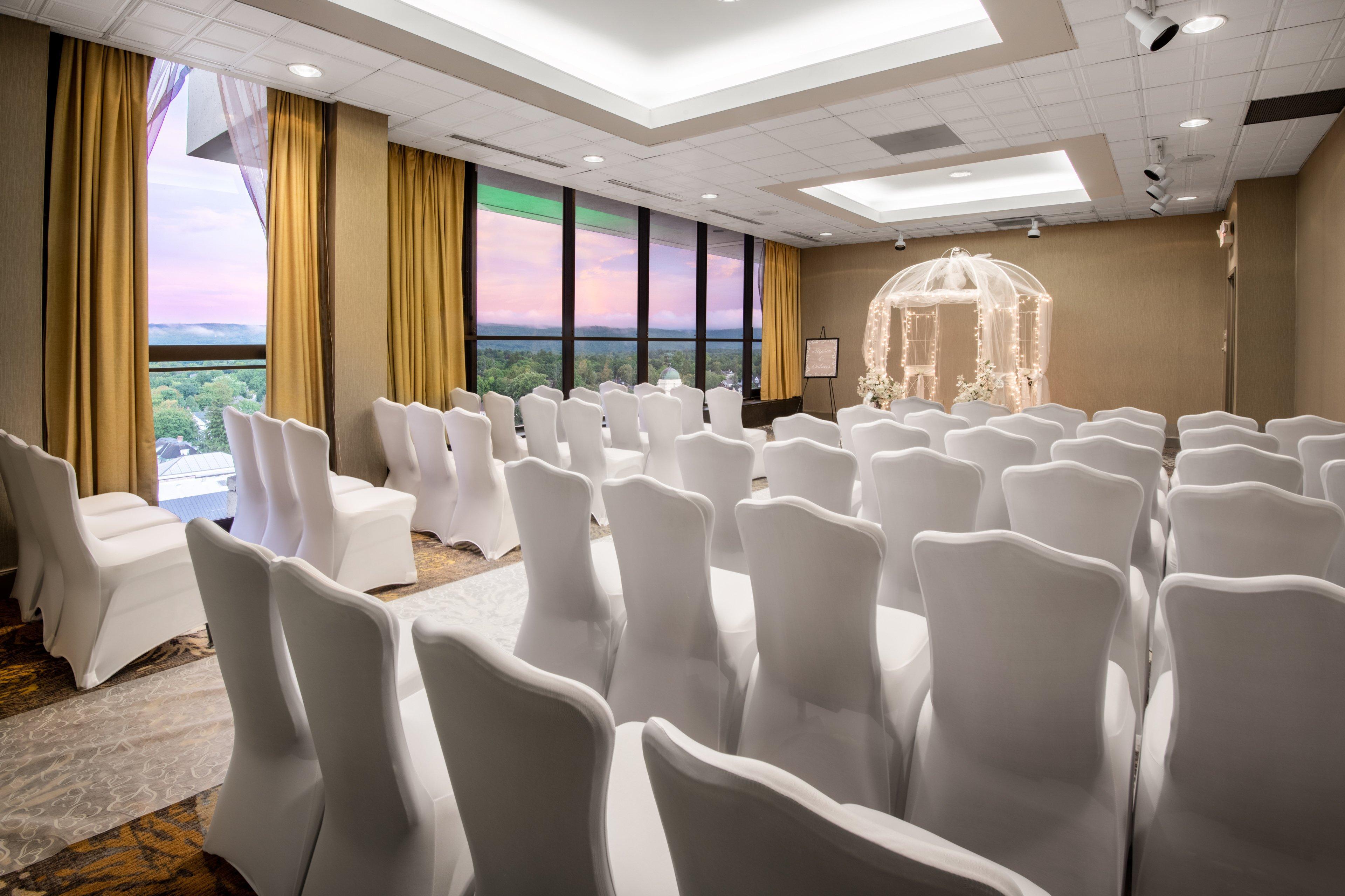 Holiday Inn & Suites Pittsfield-Berkshires By Ihg Exteriör bild