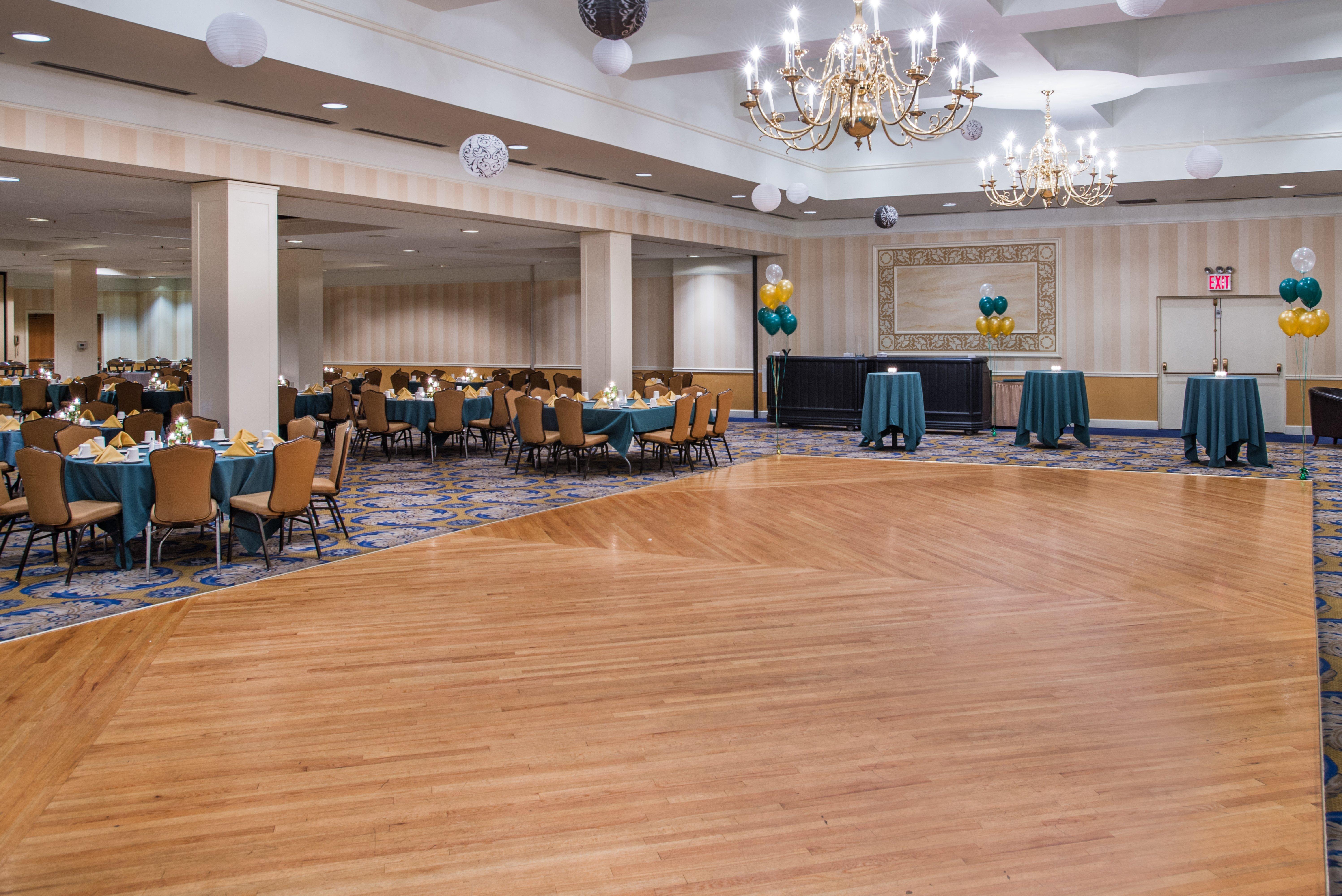 Holiday Inn & Suites Pittsfield-Berkshires By Ihg Exteriör bild