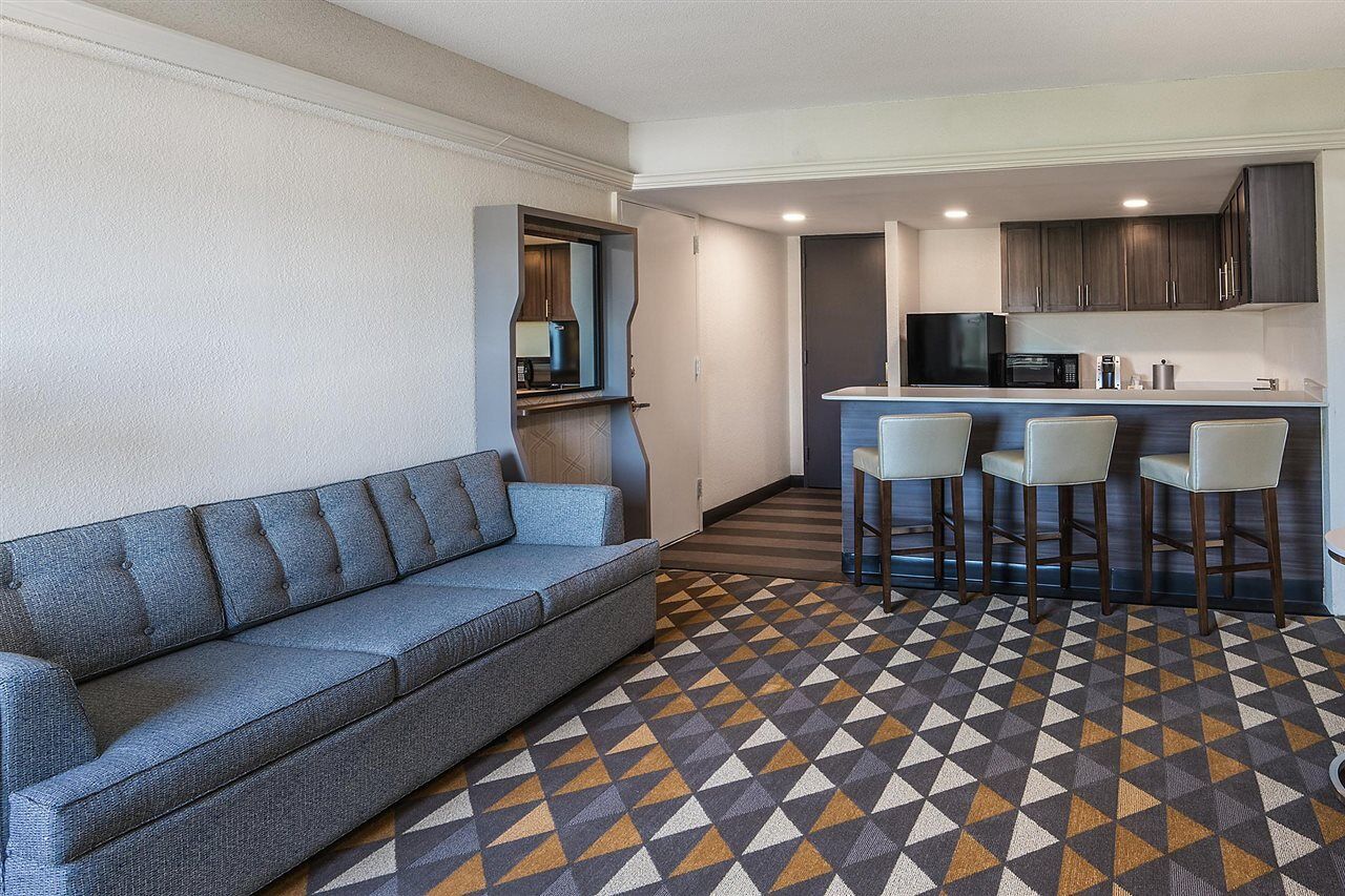 Holiday Inn & Suites Pittsfield-Berkshires By Ihg Exteriör bild